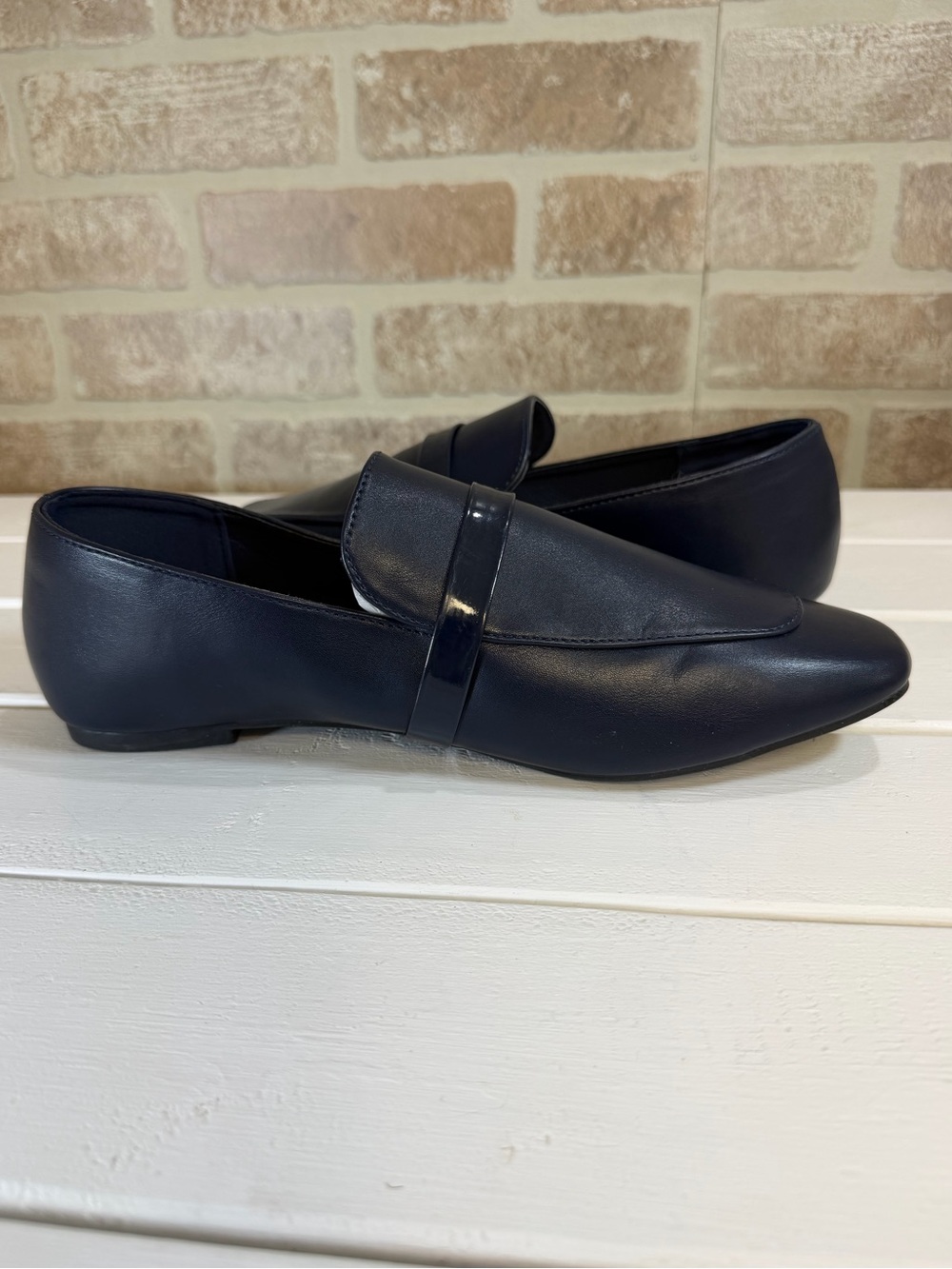 Halston Vincent-S Navy Vegan Leather Loafers Women’s Sz 8.5 Modern Minimalist - Picture 6 of 10